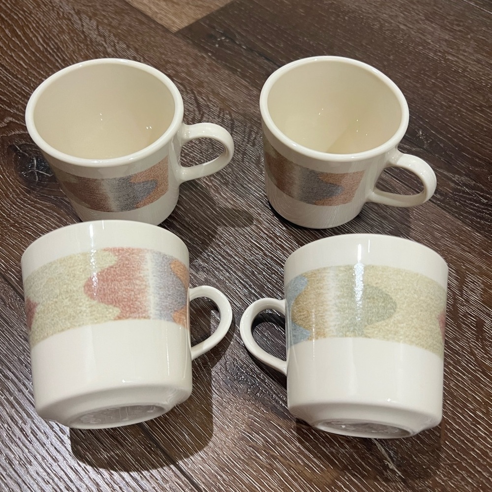 Corningware Corning USA Cream and Tan cups Set 4 total
